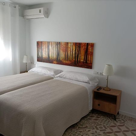 Hostal Las Encinas Villaviciosa de Odón Exteriér fotografie