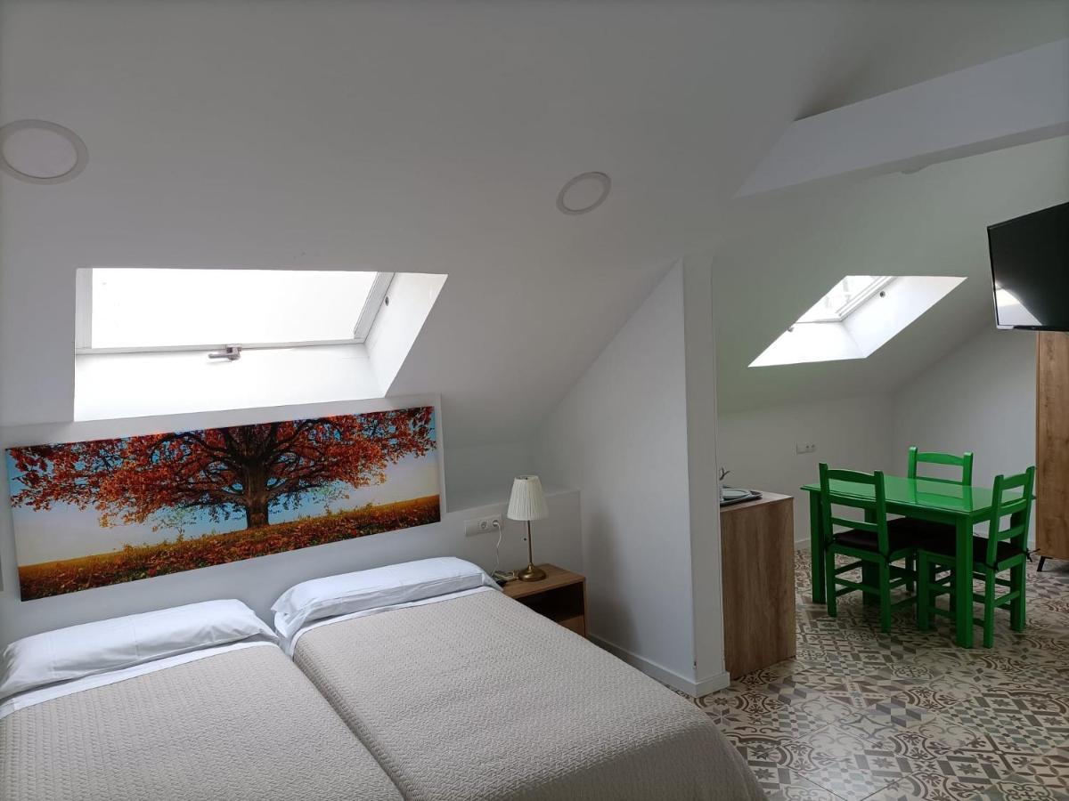 Hostal Las Encinas Villaviciosa de Odón Exteriér fotografie