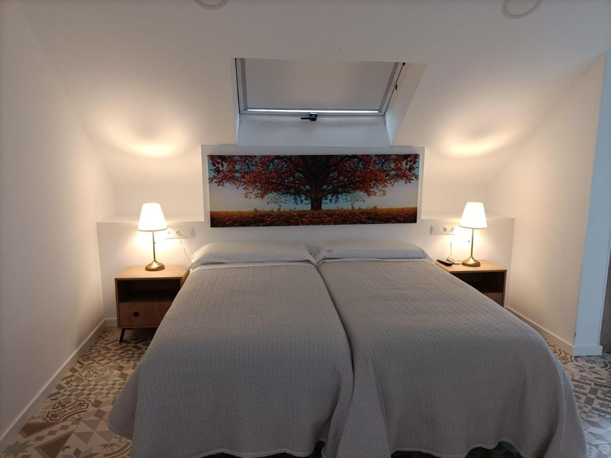 Hostal Las Encinas Villaviciosa de Odón Exteriér fotografie
