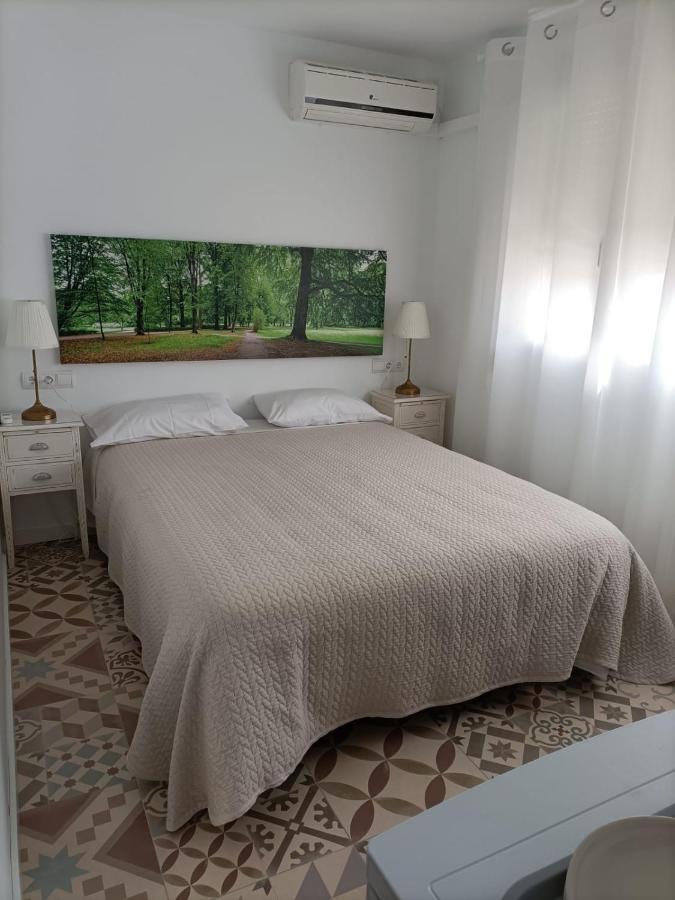 Hostal Las Encinas Villaviciosa de Odón Exteriér fotografie