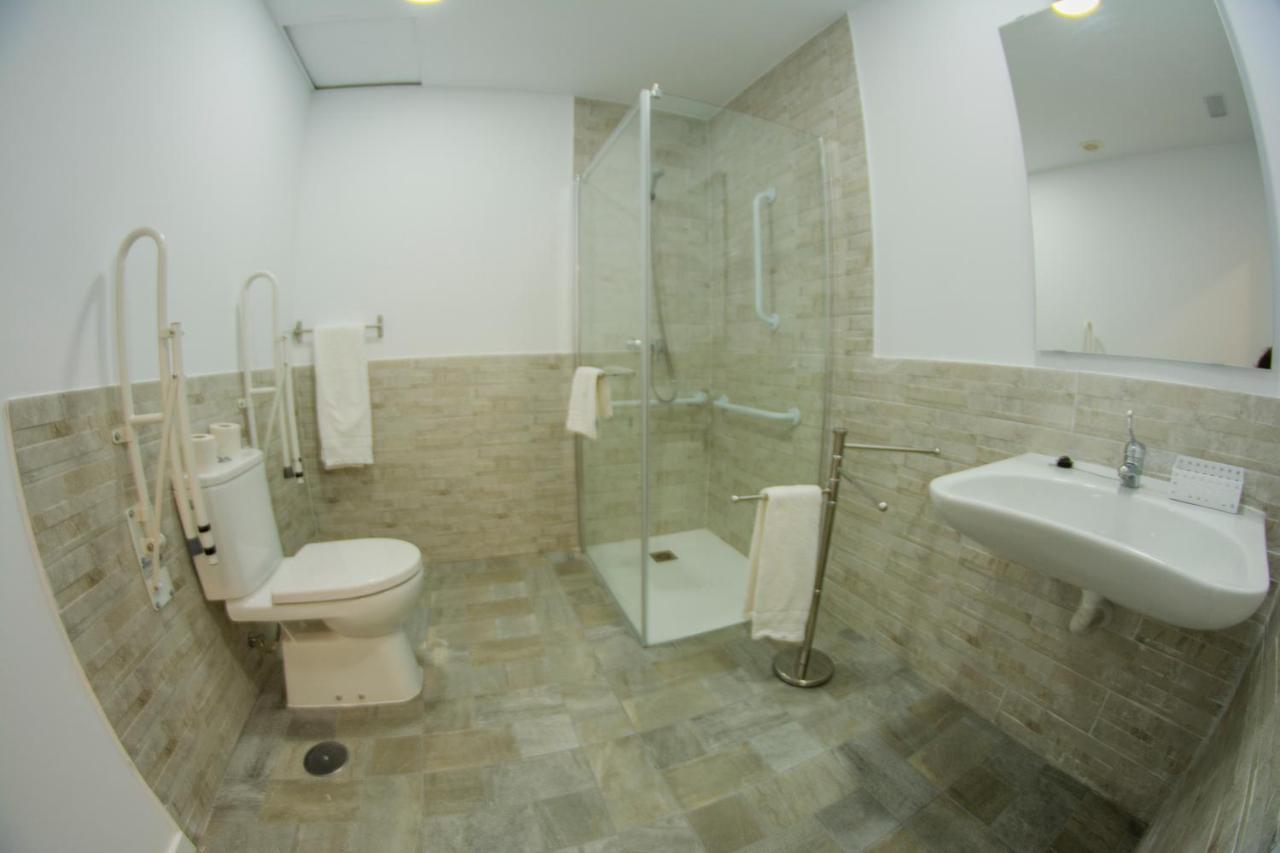 Hostal Las Encinas Villaviciosa de Odón Exteriér fotografie