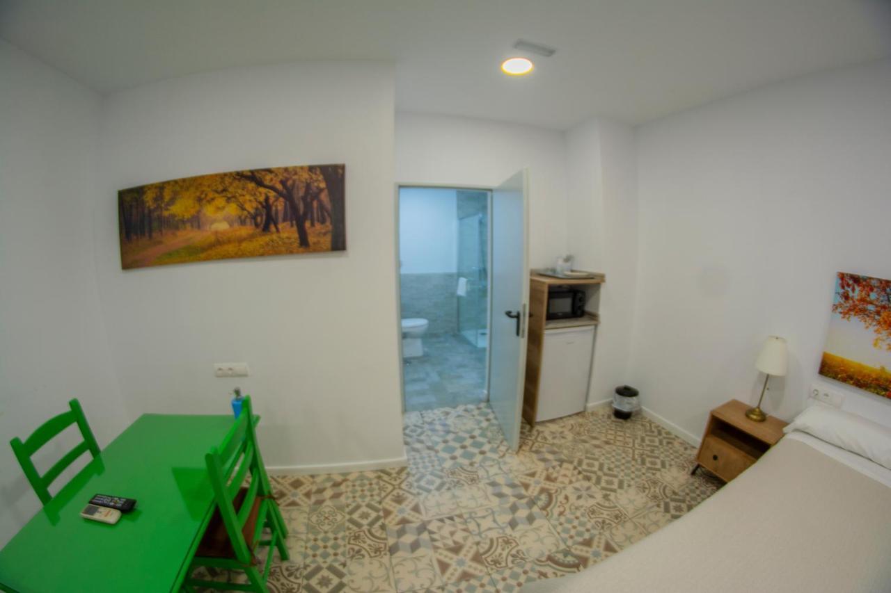 Hostal Las Encinas Villaviciosa de Odón Exteriér fotografie