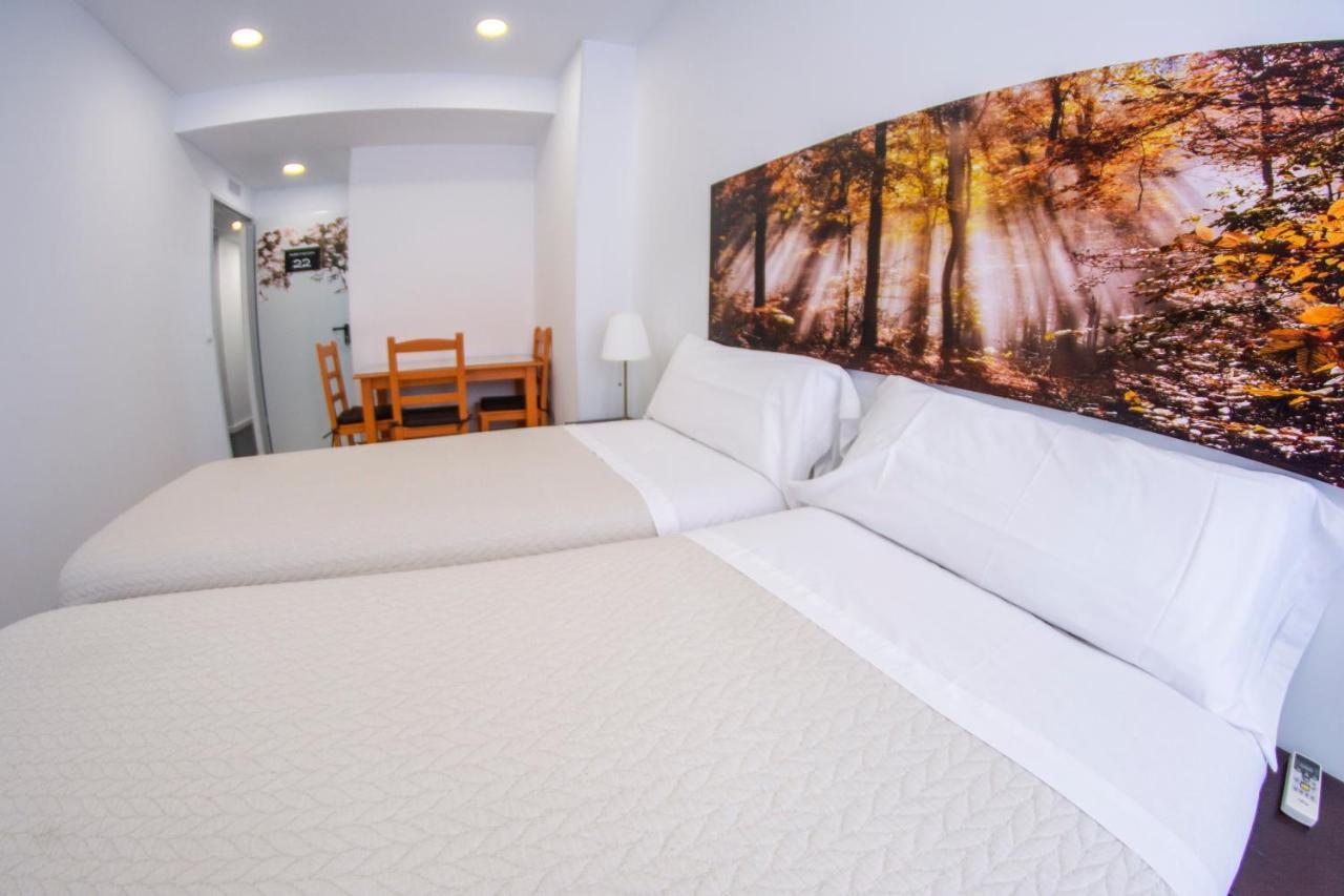 Hostal Las Encinas Villaviciosa de Odón Exteriér fotografie